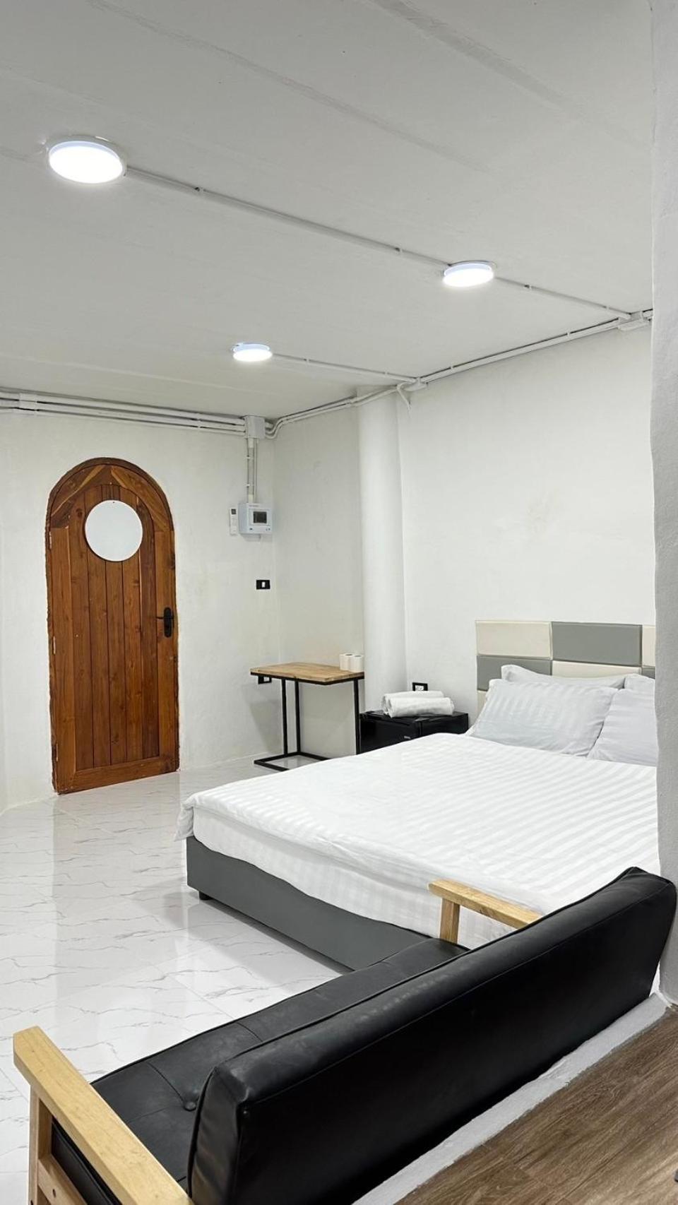 Megun 10 L Daire Bangkok Dış mekan fotoğraf